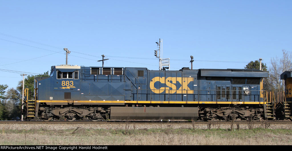 CSX 883